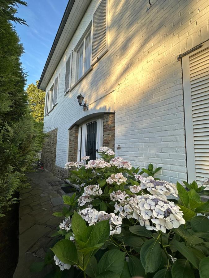 House Of Tanya Bed & Breakfast Брюксел Екстериор снимка