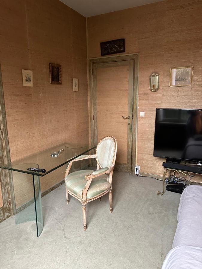 House Of Tanya Bed & Breakfast Брюксел Екстериор снимка